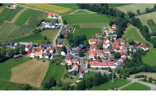 Blick auf Schloss Riglasreuth